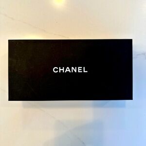 CHANEL Gift Box